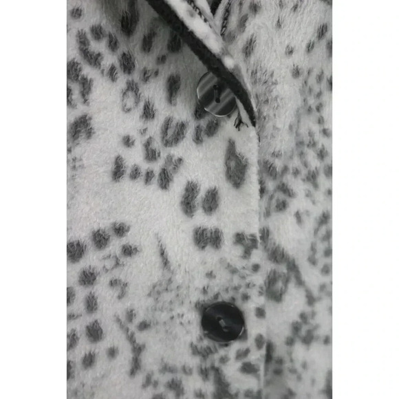 Ann Klein 2 Women's Two-Piece Mink Fleece Pajama Set-Size Medium - Picture 9 of 15